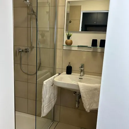 Ferienwohnung Sebastian Apartman *